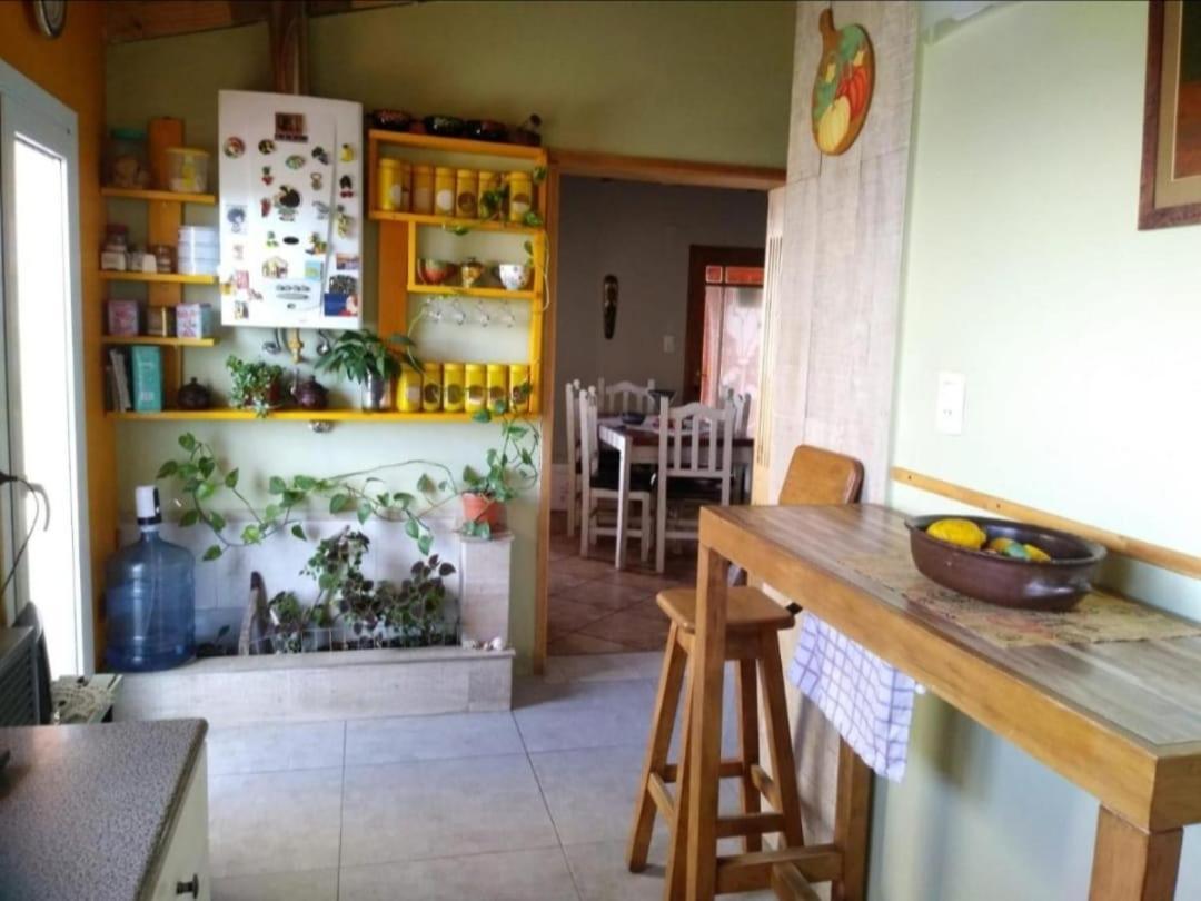 Отель Alem Casa De Familia Ушуая Экстерьер фото